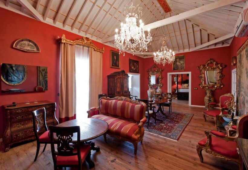 سوییت, Hacienda de Abajo - Adults Only