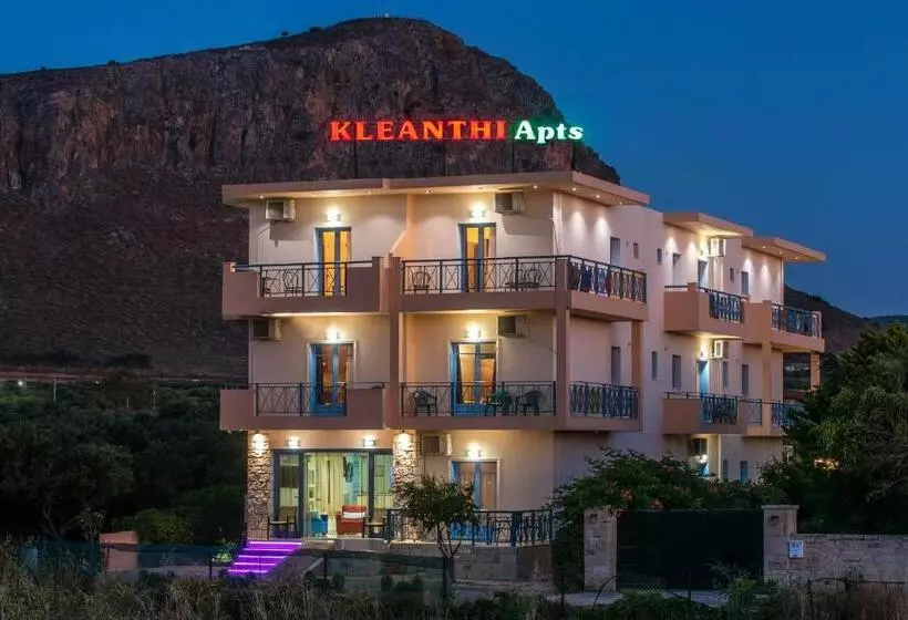 スタンダードスタジオ, Kleanthi Apartments