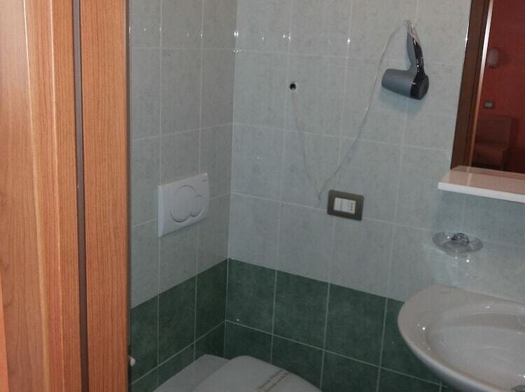 标准间, Le Querce