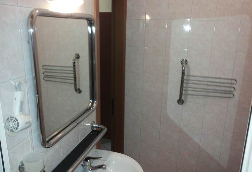 标准间, Le Querce