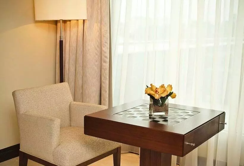 اتاق اجرایی, Radisson Blu Anchorage