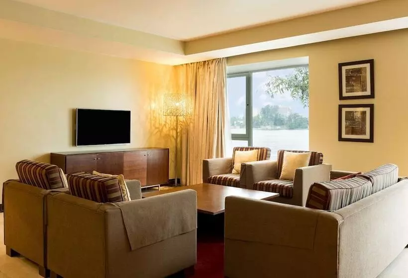 سوئیت پرزیدنت, Radisson Blu Anchorage