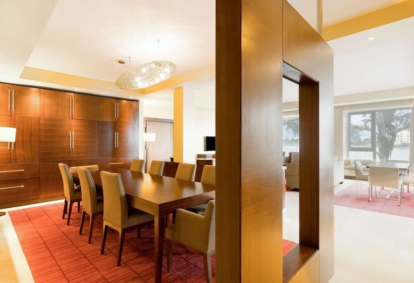 سوئیت پرزیدنت, Radisson Blu Anchorage