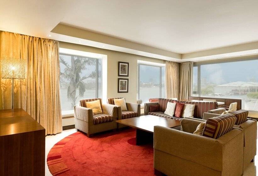 سوئیت پرزیدنت, Radisson Blu Anchorage