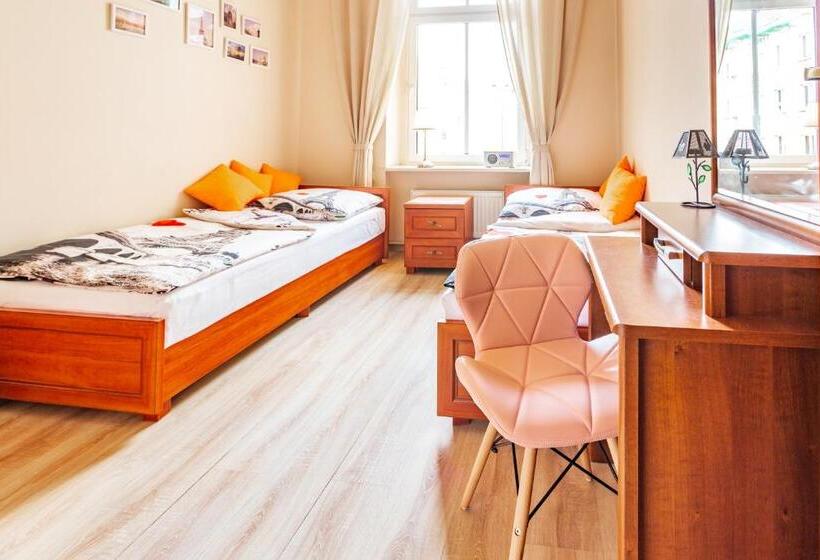 اتاق کلاسیک, Babel Hostel, Dworzec Pkp, Rynek