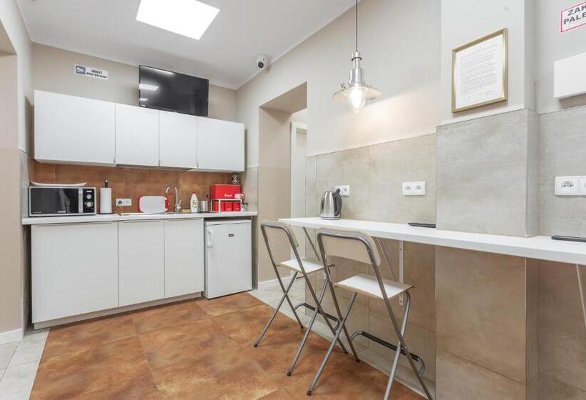 ベーシックルーム, Babel Hostel, Dworzec Pkp, Rynek