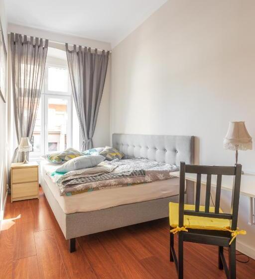 ベーシックルーム, Babel Hostel, Dworzec Pkp, Rynek