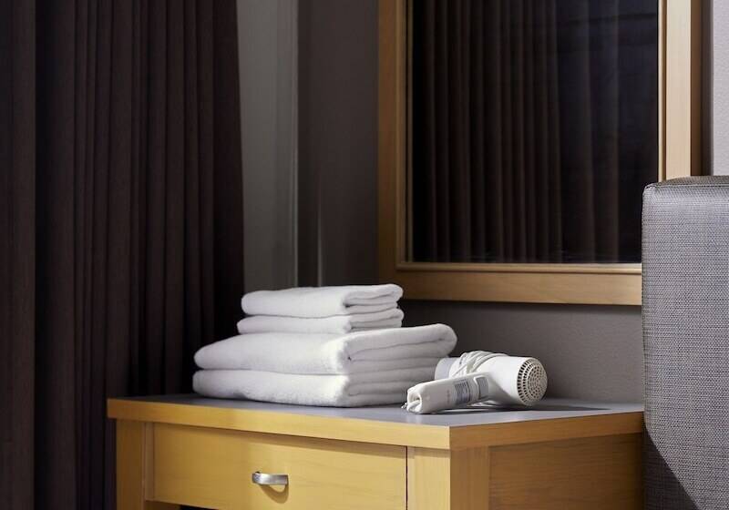 استودیوی سوپریور, Bu Place