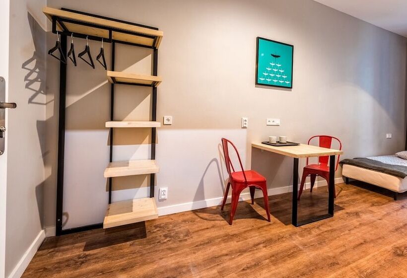 Номер Комфорт, Flamingo Hostel
