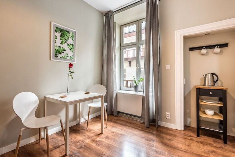 Номер Superior, Flamingo Hostel