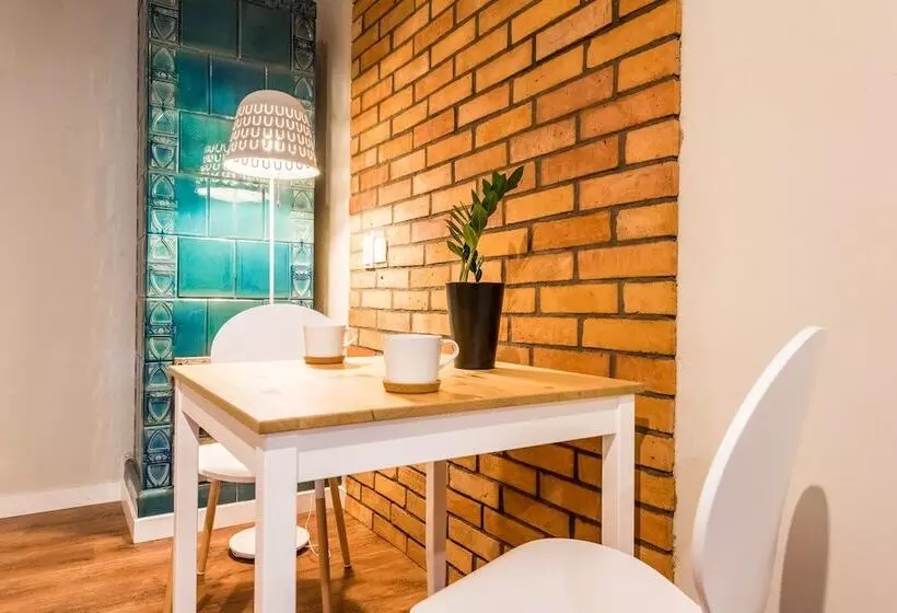 اتاق سوپریور, Flamingo Hostel