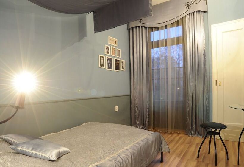 スタンダードルーム, Hostel Deco