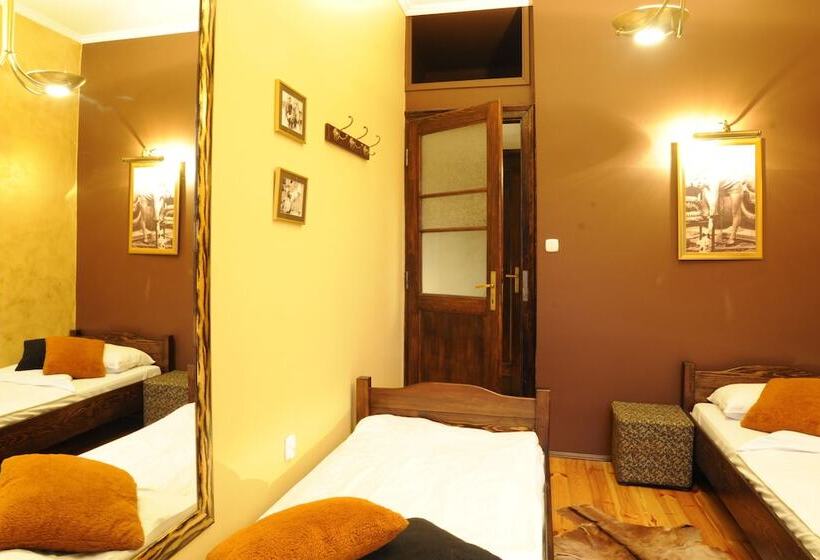 スタンダードルーム, Hostel Deco