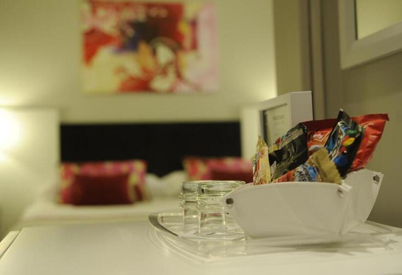 اتاق استاندارد سه نفره, Facon Grande