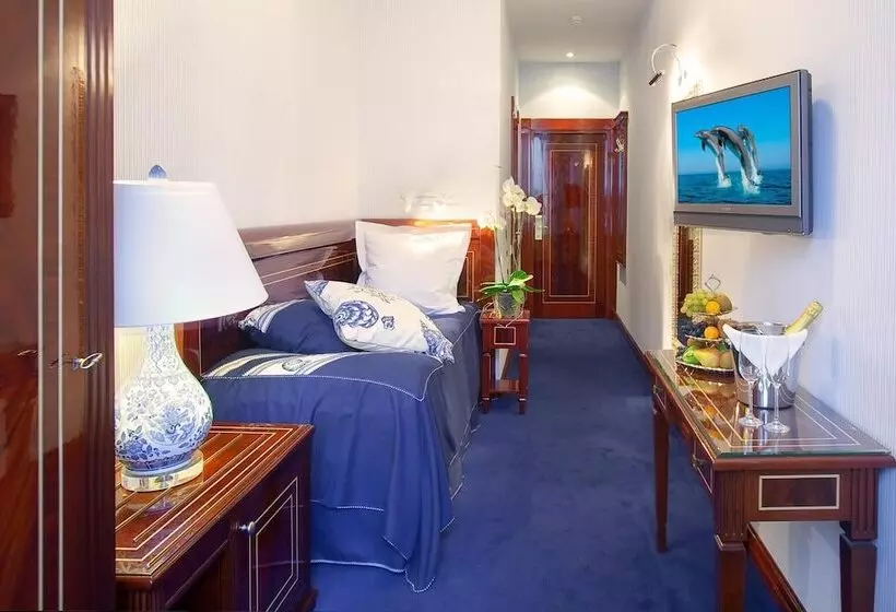 اتاق استاندارد یک نفره, Boutique Hotel Golden Triangle