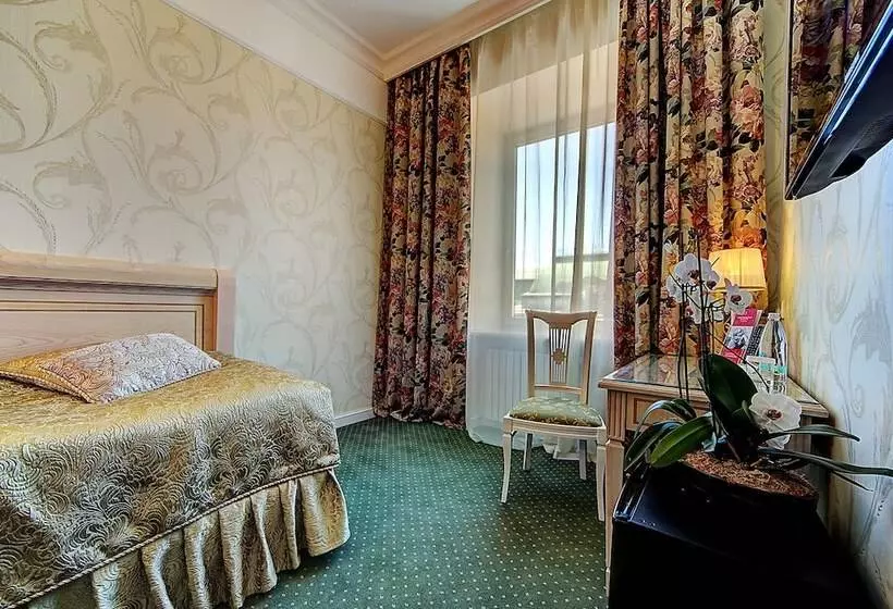 اتاق استاندارد یک نفره, Boutique Hotel Golden Triangle