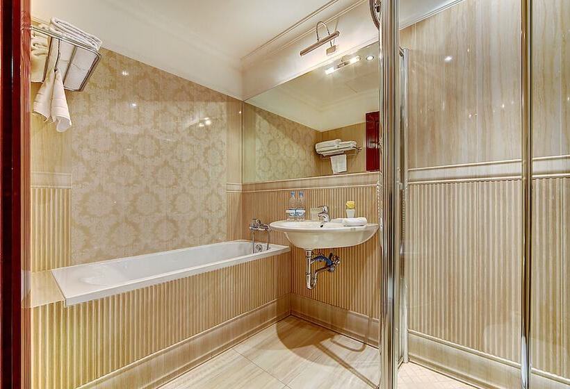디럭스 룸, Boutique Hotel Golden Triangle