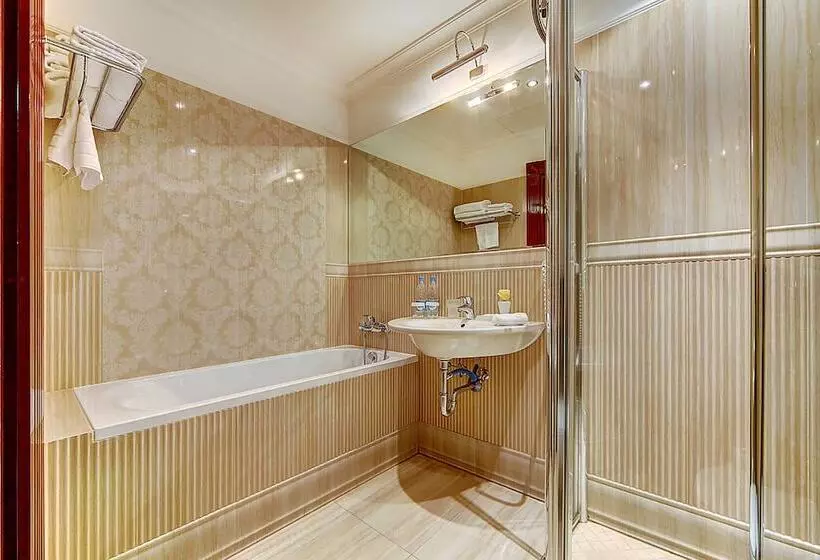 اتاق لوکس, Boutique Hotel Golden Triangle