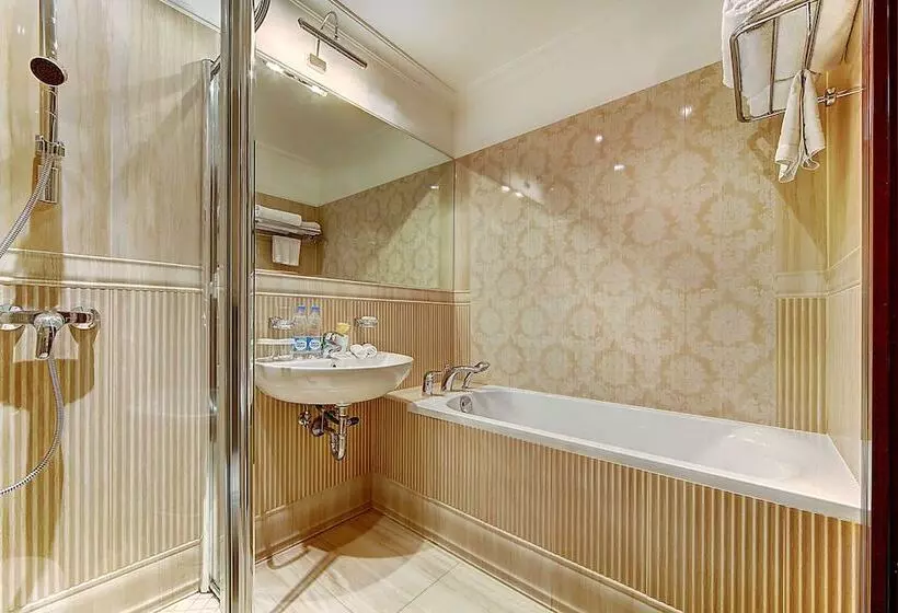 اتاق لوکس, Boutique Hotel Golden Triangle