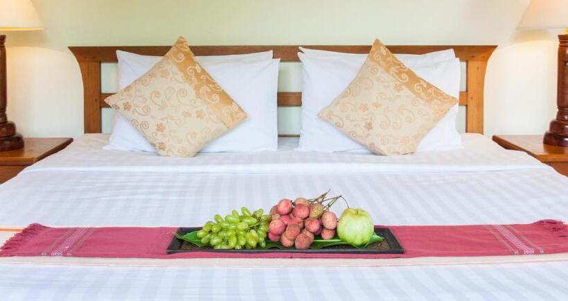 디럭스 룸, Riverhouse Resort