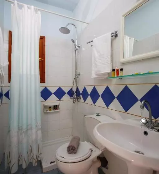 Huoneisto 1 Makuuhuone Merinäkymä, Romantica Hotel Apartments
