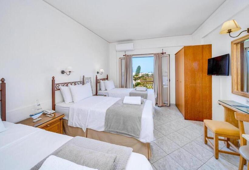 إستوديو سوبيريور, Socrates Hotel Malia Beach