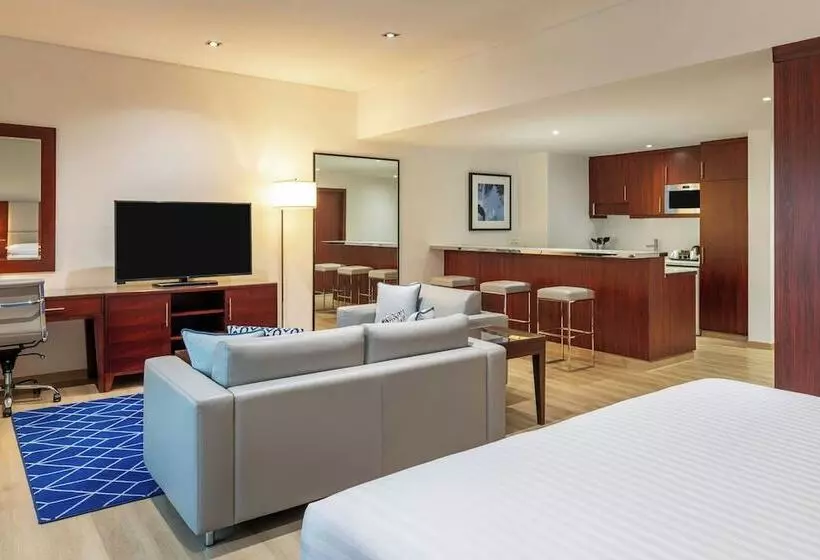 クラブワンルーム, Delta Hotels By Marriott Jumeirah Beach, Dubai