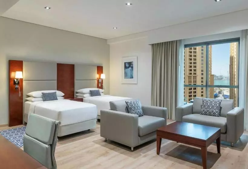 コネクティングルーム（家族用）。, Delta Hotels By Marriott Jumeirah Beach, Dubai