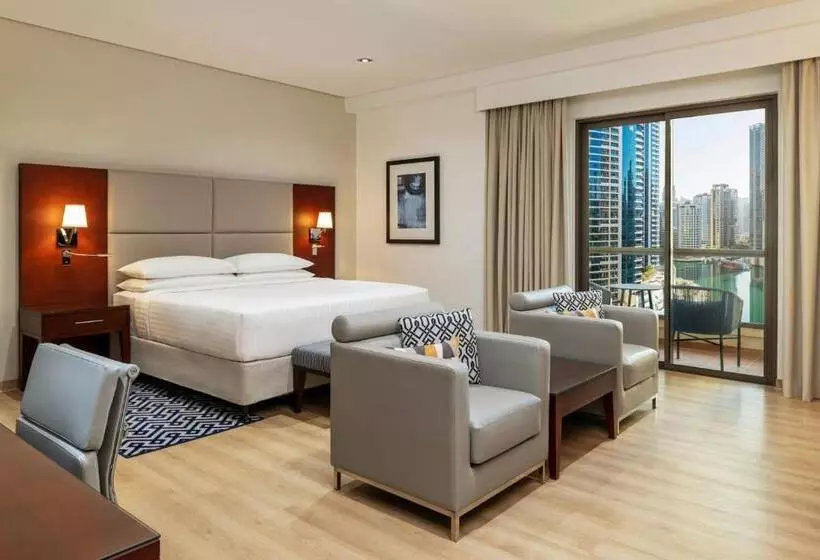 コネクティングルーム（家族用）。, Delta Hotels By Marriott Jumeirah Beach, Dubai