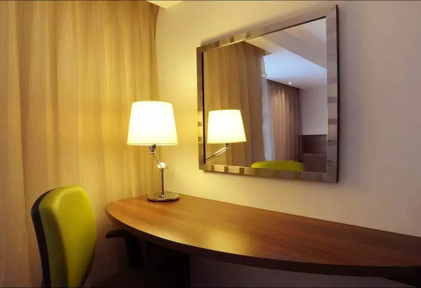 スタンダードルーム, Hampton By Hilton Birmingham Broad Street