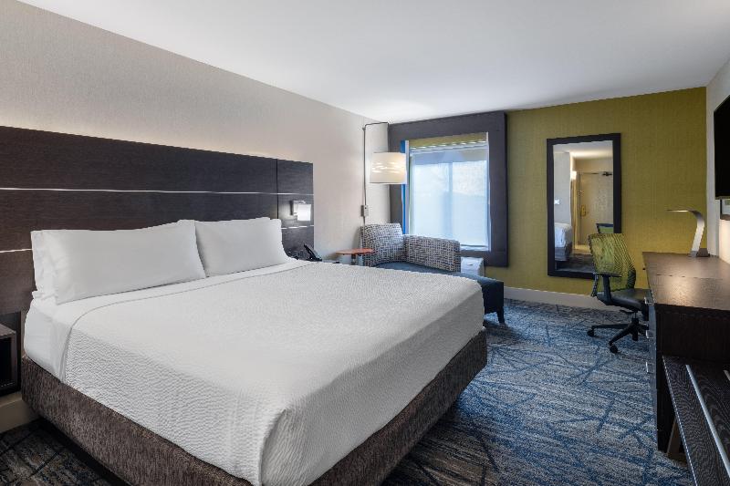 キングサイズベッドのスタンダードルーム, Holiday Inn Express Corydon, An Ihg