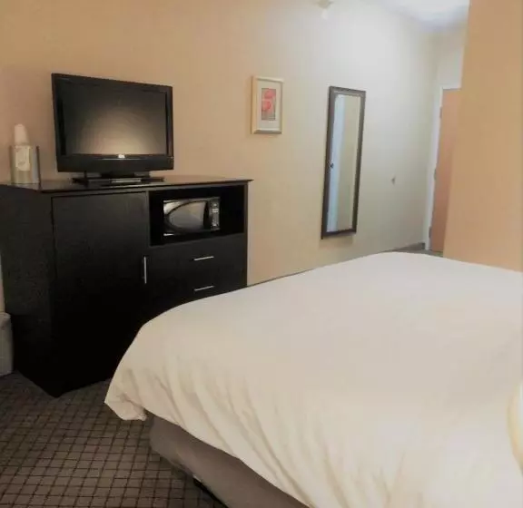 キングサイズベッドのスイートルーム, Holiday Inn Express Plymouth, An Ihg
