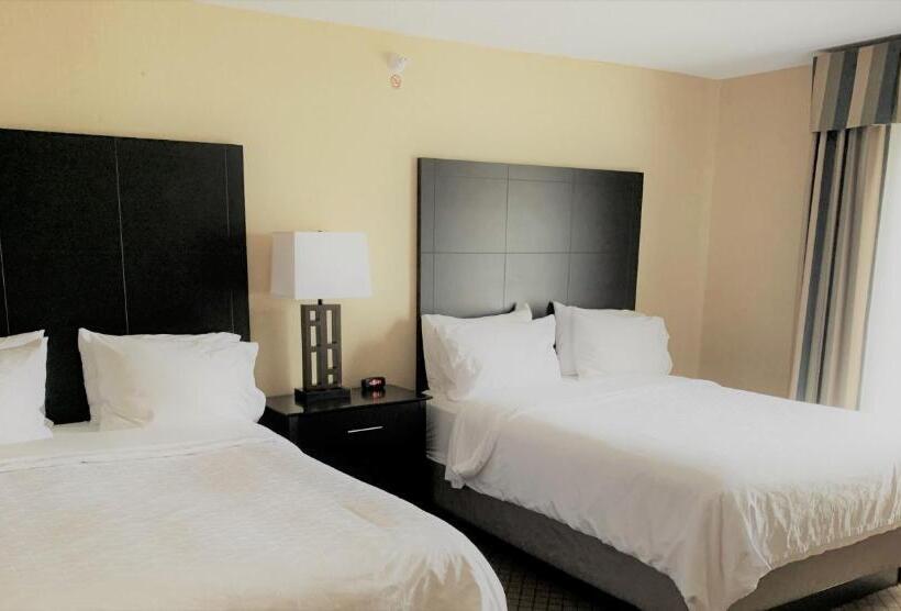 غرفة قياسية لذوى الاحتياجات الخاصة, Holiday Inn Express Plymouth, An Ihg