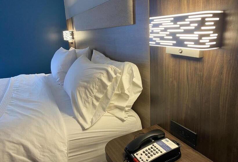 行政套房, Holiday Inn Express Plymouth, An Ihg