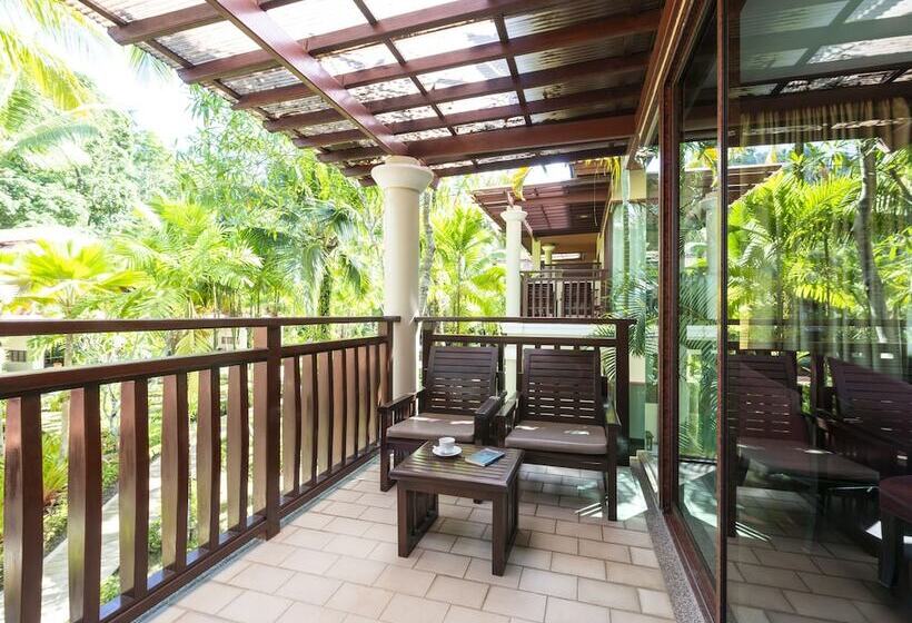 디럭스 룸, Khaolak Bayfront Resort