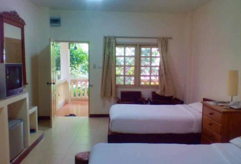 수피리어 룸, Momchailai River Retreat