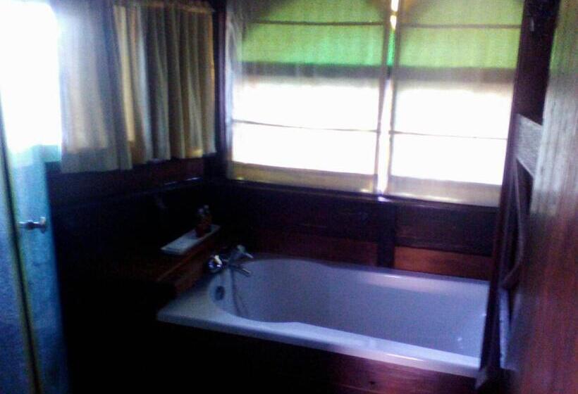 침실 1개 주택, Momchailai River Retreat