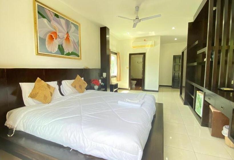 Quarto Estandar, Sm Patong Resort