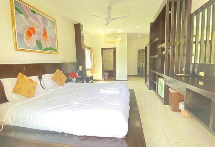 Quarto Estandar, Sm Patong Resort