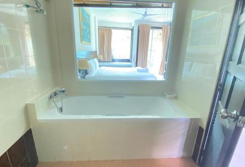 Quarto Estandar, Sm Patong Resort