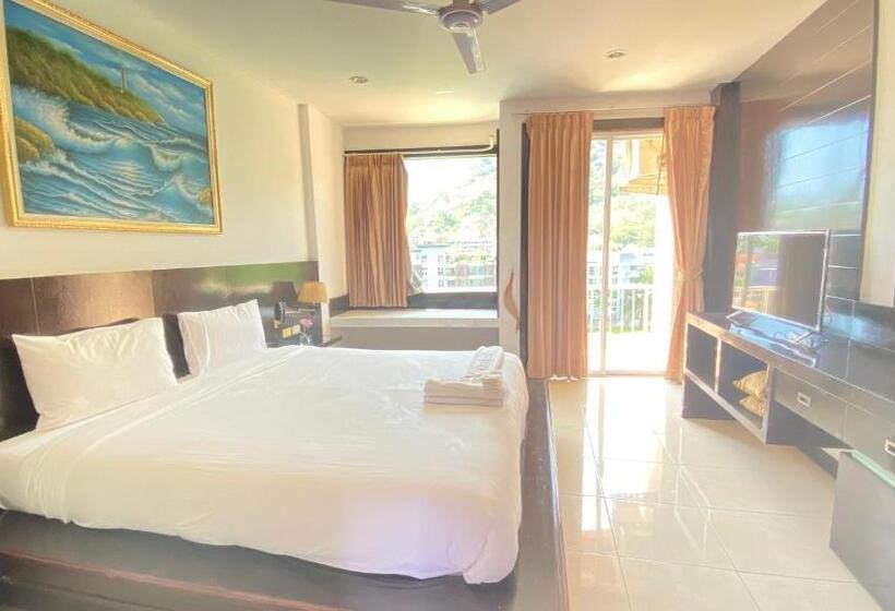 디럭스 룸, Sm Patong Resort