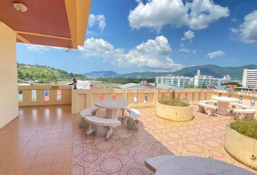 اتاق سوپریور با تخت بزرگ, Sm Patong Resort
