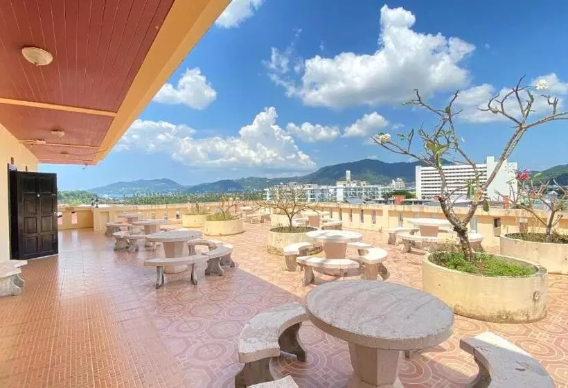 اتاق سوپریور با تخت بزرگ, Sm Patong Resort