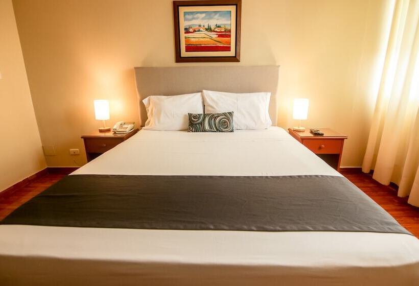 غرفة سوبيريور, Epiqus