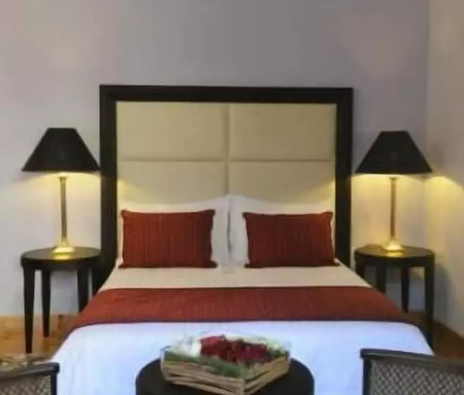 Superior-huone, The Library Hotel Wellness Retreat