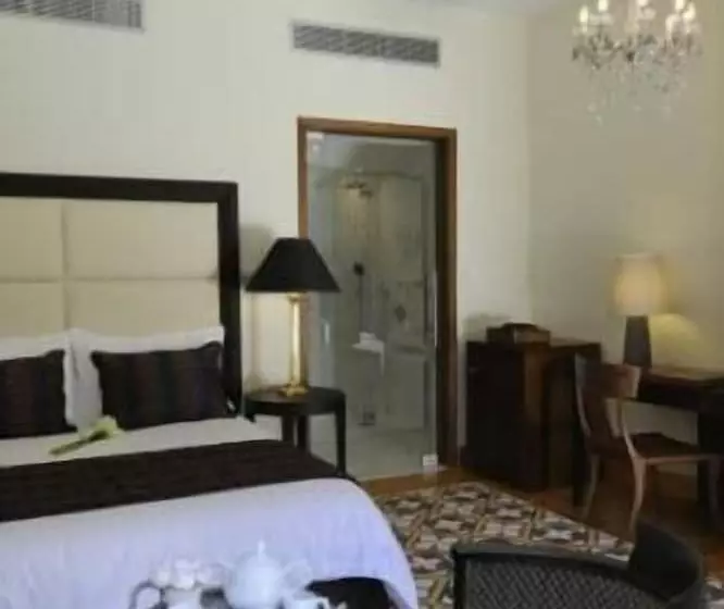 Superior-huone, The Library Hotel Wellness Retreat