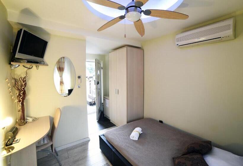 חדר סטנדרט יחיד, Villa Zrina