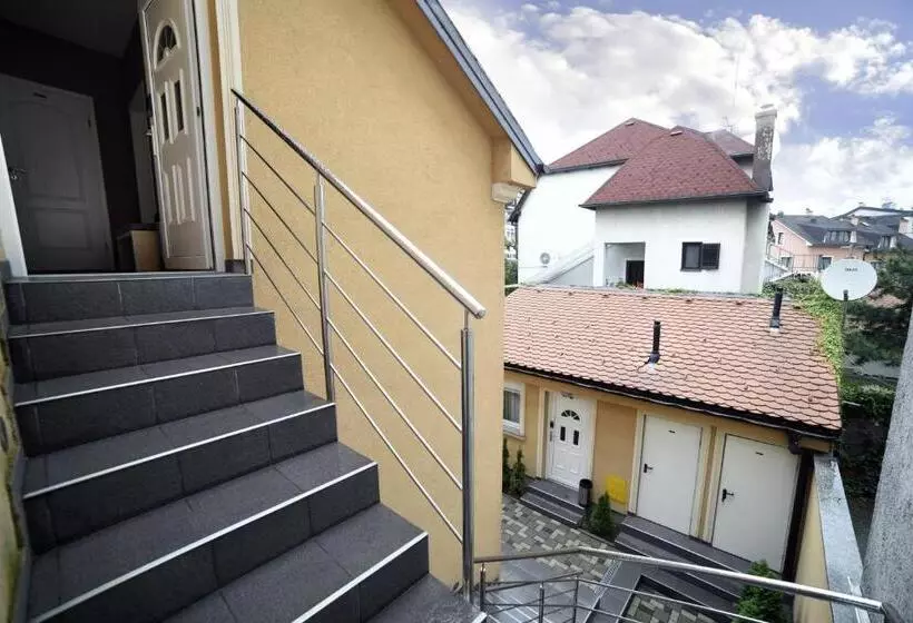 スタンダードルーム, Villa Zrina