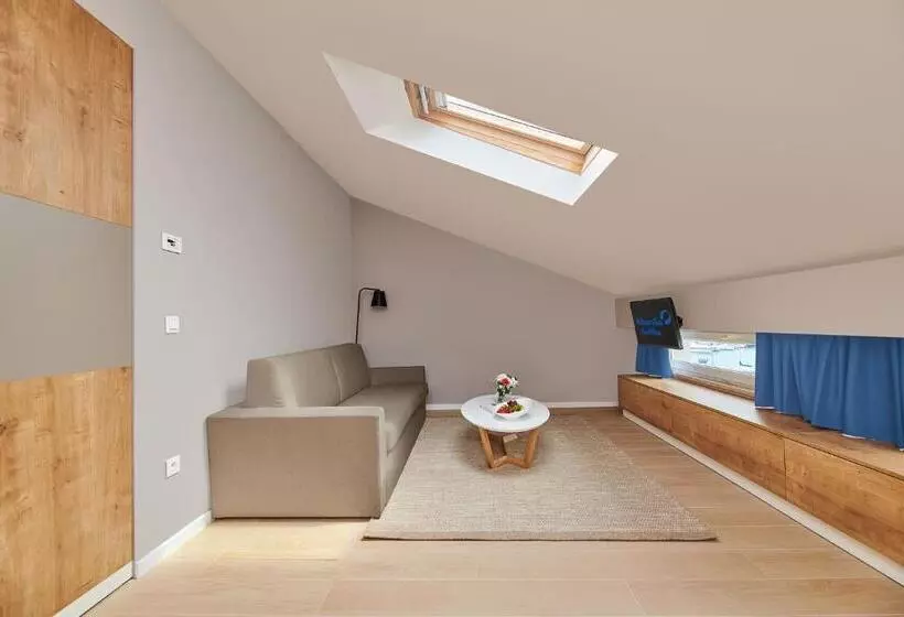 Standard Neljän Hengen Huone, Ribarska Koliba Resort