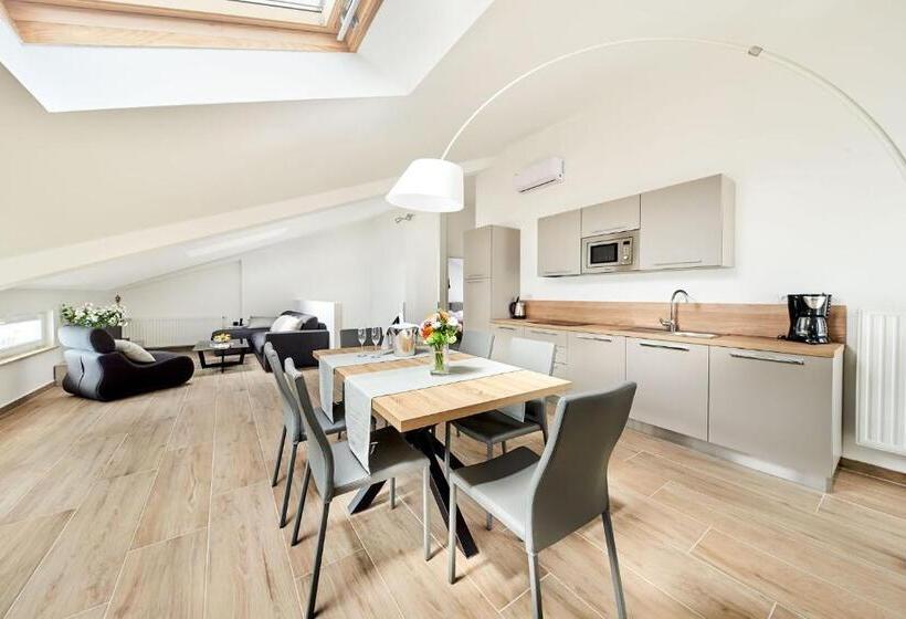 Апартаменты 1 Спальня Вид на Море, Ribarska Koliba Resort